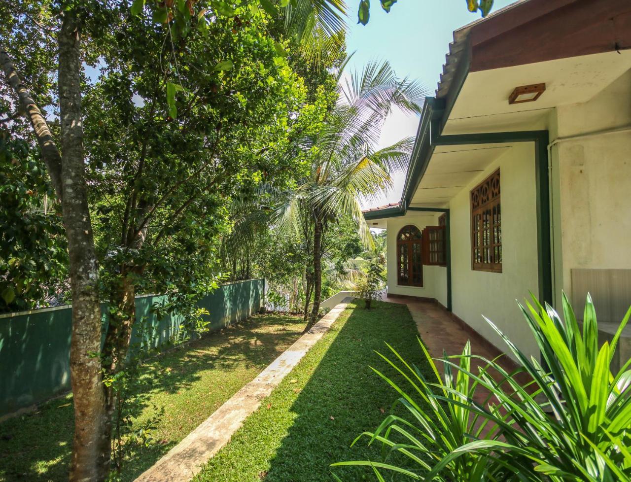Villa Green White Унаватуна Екстер'єр фото