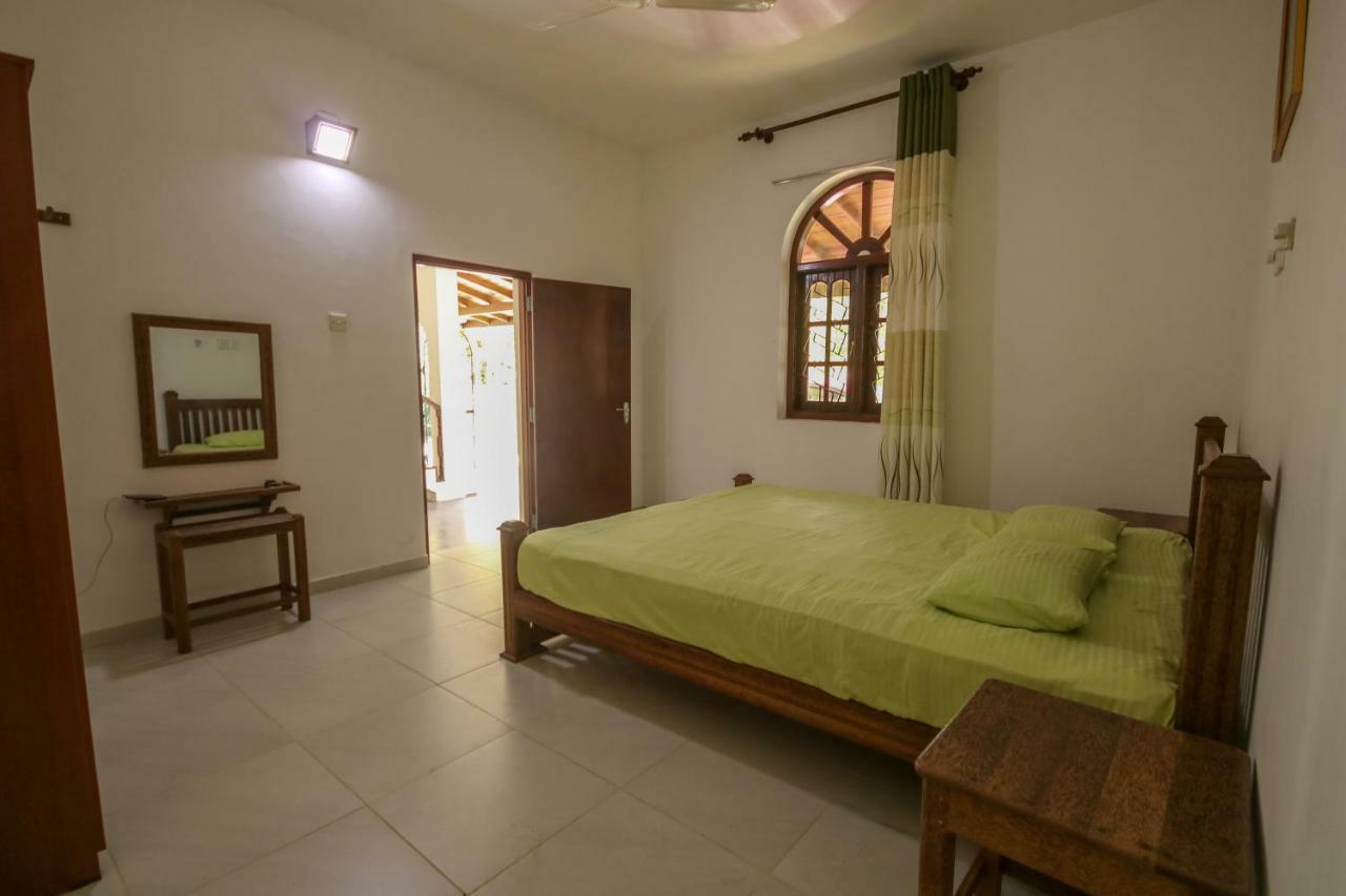 Villa Green White Унаватуна Екстер'єр фото