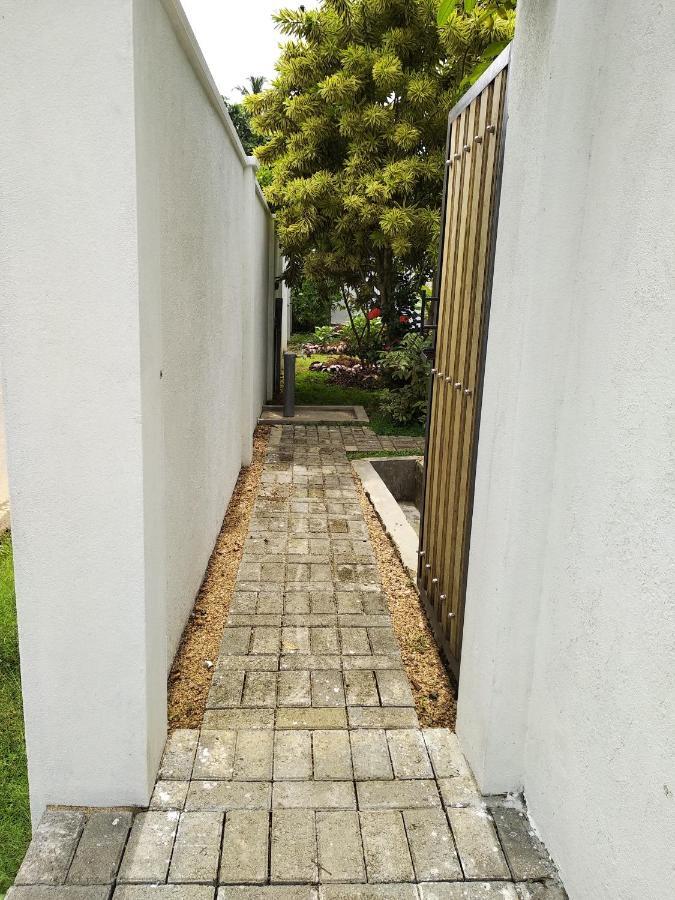 Villa Green White Унаватуна Екстер'єр фото